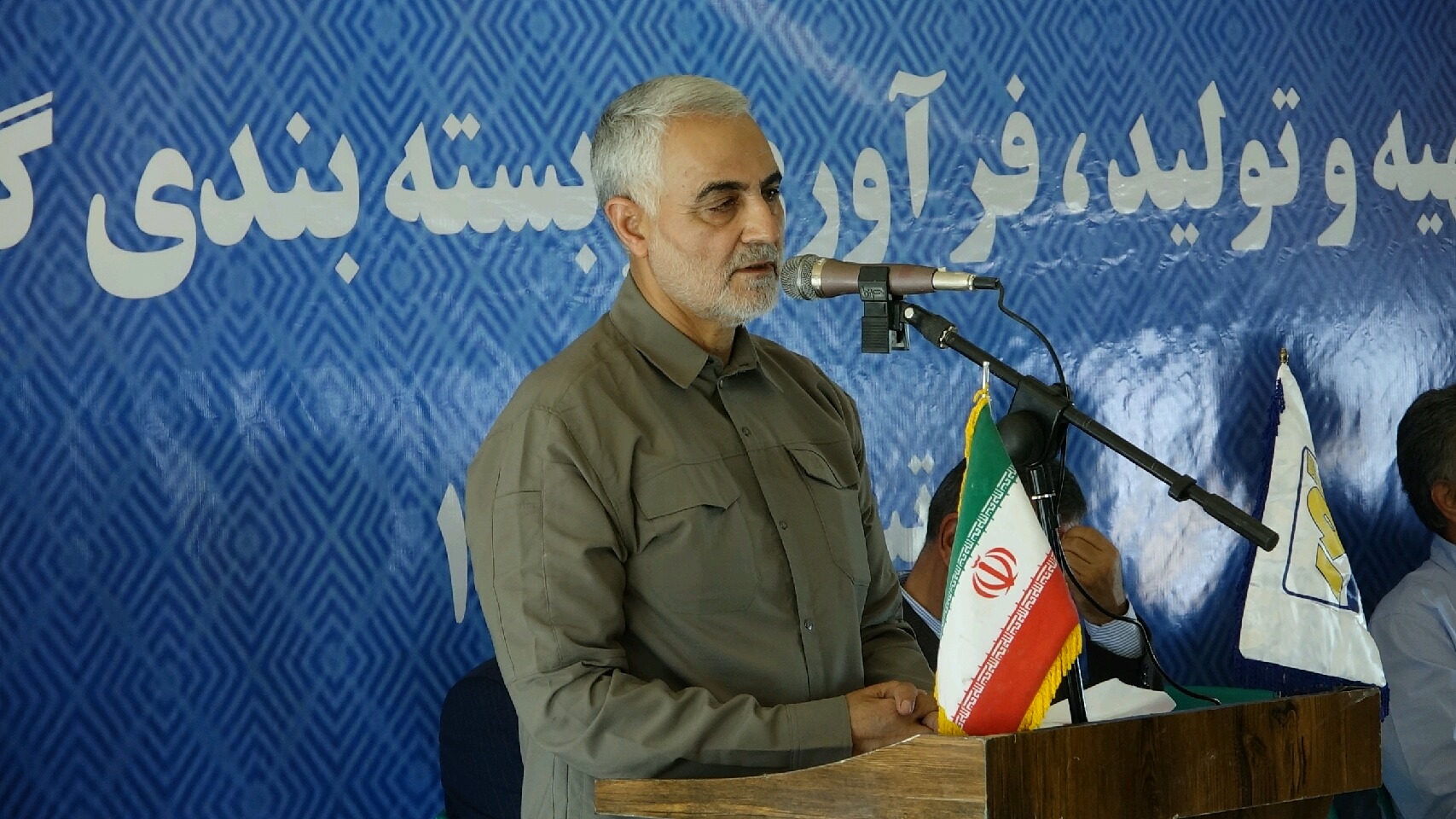 کلنگ احداث کارخانه بزرگ تهیه و تولید گیاهان دارویی در رابر زده شد