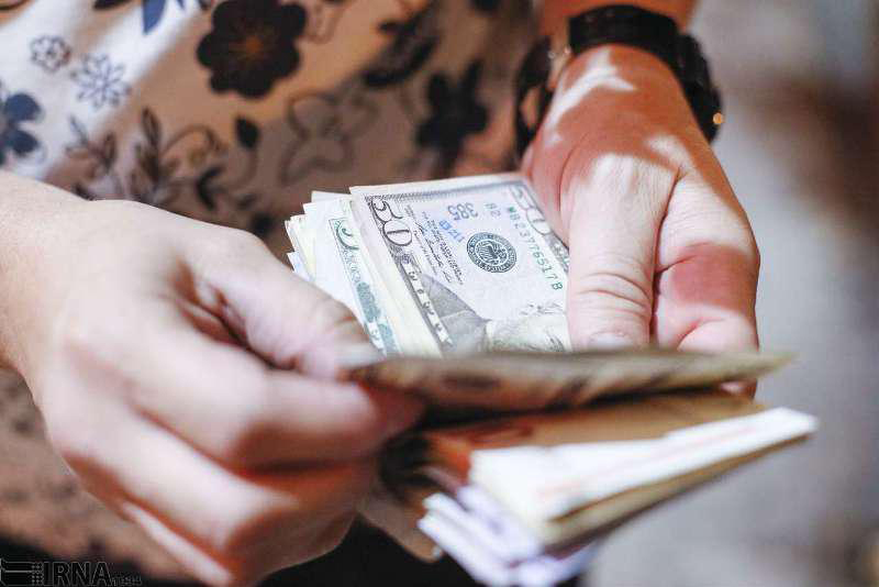 پیش&zwnj;بینی نرخ دلار در هفته آینده / دلالان از وضعیت فعلی بازار در شوک فرو رفتند!