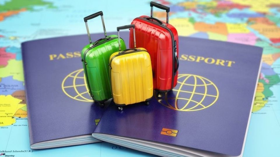 سفر‌های خارجی مدیران شهر مشهد روی سامانه فاش