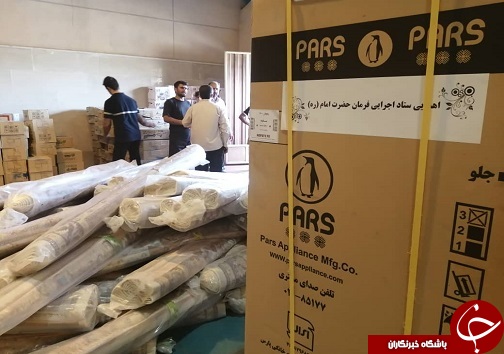 اهدا بیش از یکهزار و ۷۰۰ قلم کالا به سیل زدگان شادگان+تصاویر