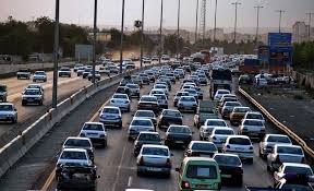 ترافیک در ورودی و خروجی&zwnj;های مشهد پر حجم است