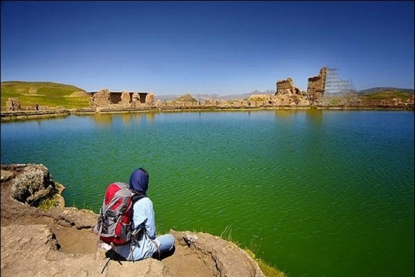 ملاقات با دریاچه رازآلود در سفر به سرزمین افسانه&zwnj;ها