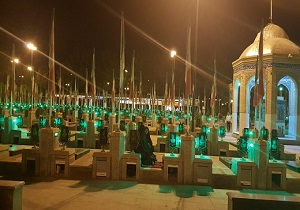 نمایی از گلزار شهدا در کاشان + فیلم