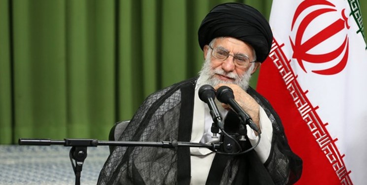 جمعی از شاعران طنز پرداز به دیدار رهبر انقلاب رفتند