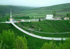 اولین پروژه قالیچه معلق ایران در مشکین شهر اجرا می‌شود