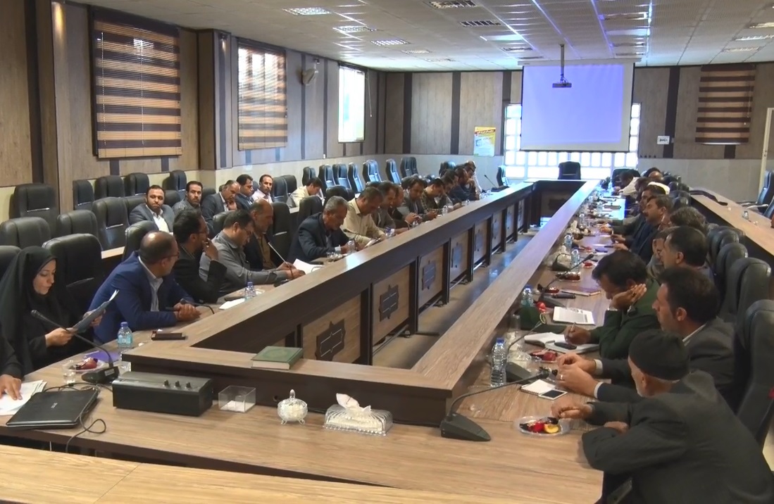 طرح مشکلات نخبگان شهرستان فراهان