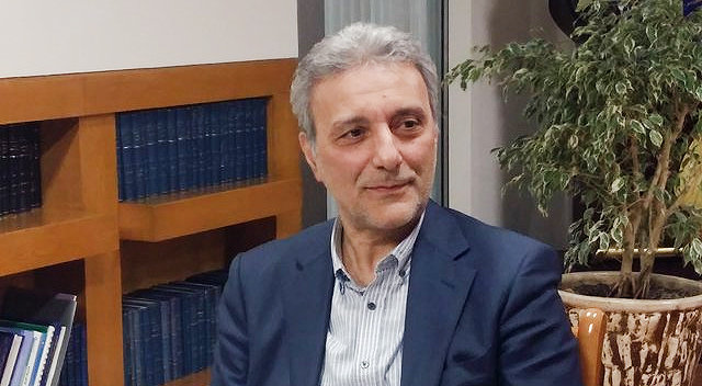 تحصیل بیش از ۱۰ هزار دانشجوی دکتری در دانشگاه تهران/ همکاری بین دانشگاهی یک ضرورت گریز ناپذیر است