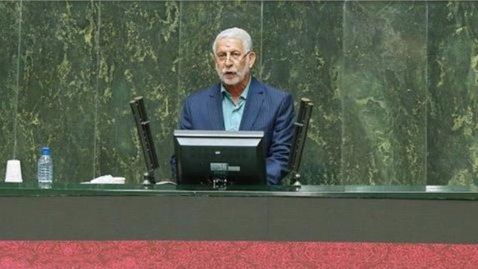 دهمرده از پاسخ‌های وزیر صمت قانع شد