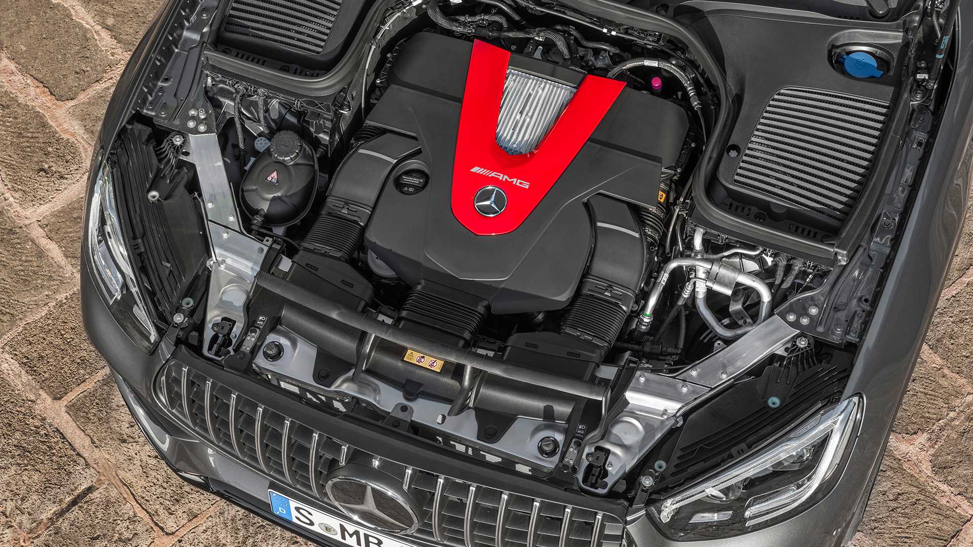 تلفیق جذابیت و قدرت در خودروی Mercedes-AMG GLC 2020 +تصاویر