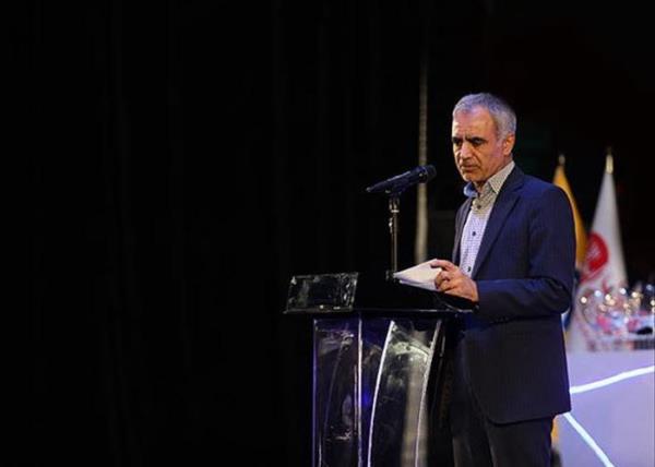 بهاروند: هیچکدام از باشگاه‌ها آمادگی ورزشگاه خود را برای آغاز لیگ برتر اعلام نکرده اند