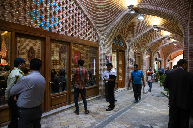 یکطرفه سازی خیابان ویلا، در بن بست نداشتن مصوبه شورا/ عریض کردن پیاده روهای ویلا منتفی نیست! یکطرفه سازی خیابان ویلا، در بن بست نداشتن مصوبه شورا/ عریض کردن پیاده روهای ویلا منتفی نیست!