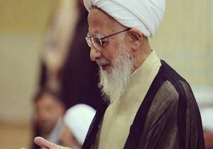 نماز جماعت به امامت آیت‌الله جوادی آملی در حرم مطهر رضوی اقامه می شود