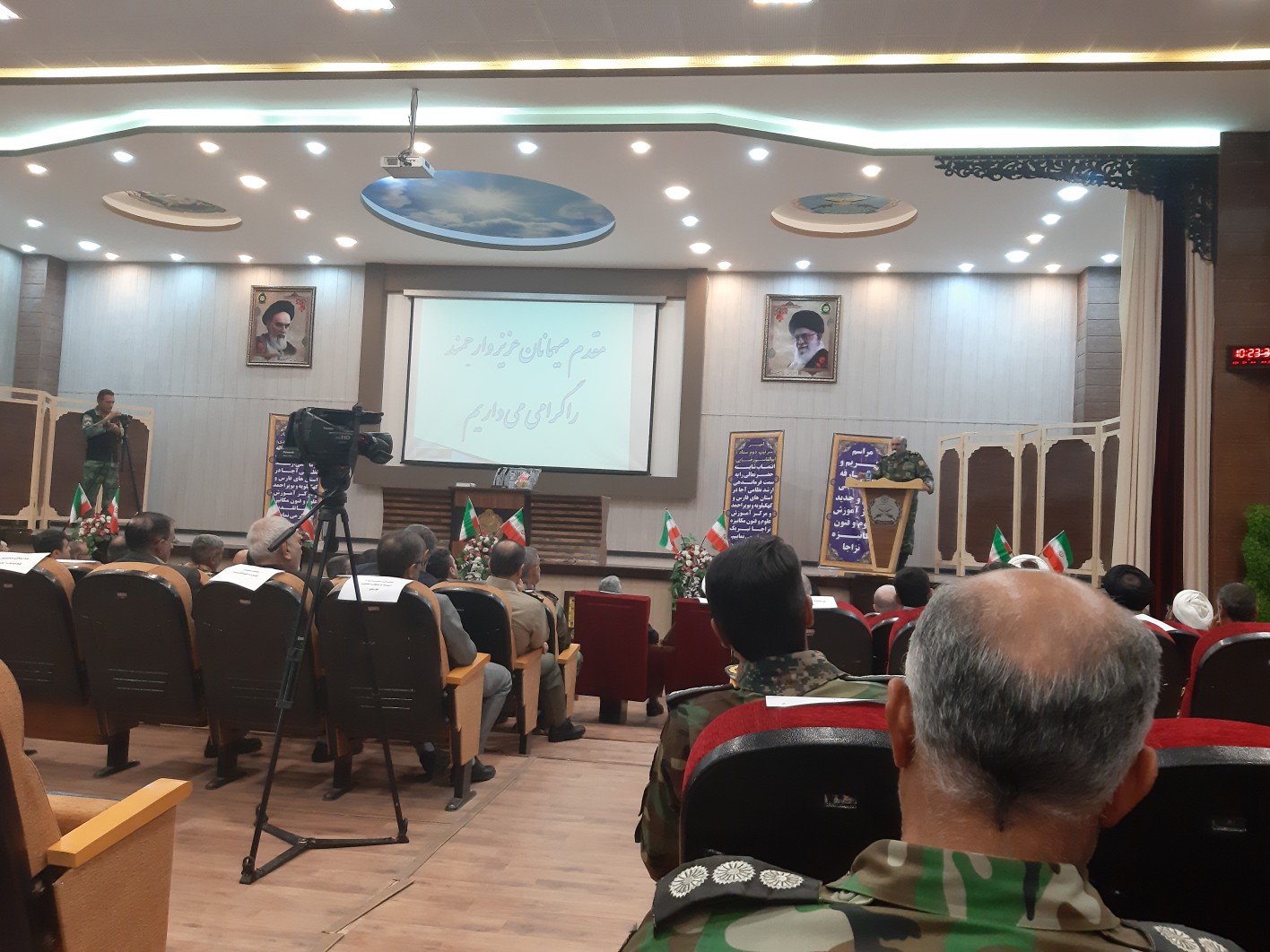 مراسم تکریم و معارفه فرمانده ارشد نظامی آجا در استان های فارس و کهگیلویه وبویراحمد