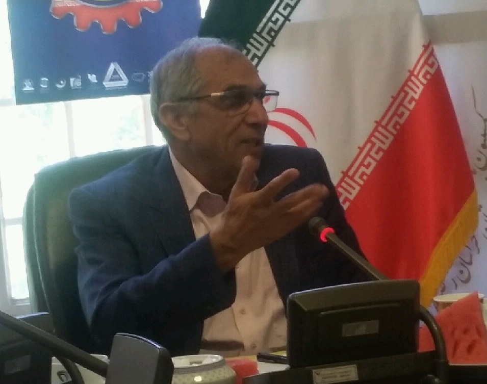 شعار سال رونق تولید، مسیری برای برون رفت از اقتصاد فعلی است
