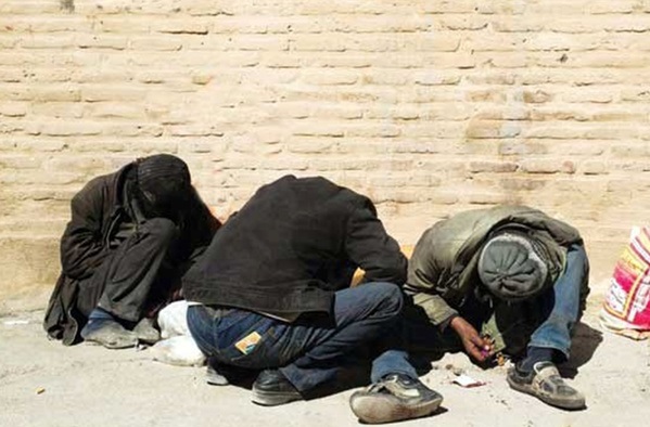 کلاف سردرگم درمان معتادان ایدزی و هپاتیتی/ وقتی کف خیابان تنها پناهگاه بی پناهان می&zwnj;شود