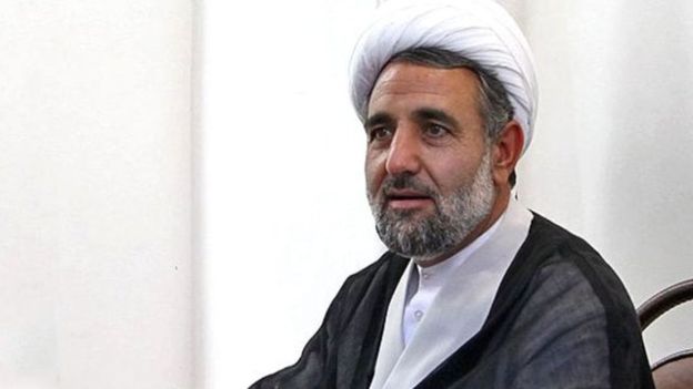 ظریف نه تروریست است نه قاچاق انجام داده، جزء نیرو&zwnj;های مسلح هم نیست که تحریم شود