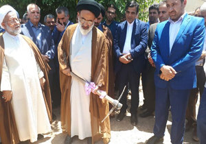کلنگ ساخت ۱۵۰ واحد مسکونی در مناطق سیل‌زده پلدختر به زمین زده شد