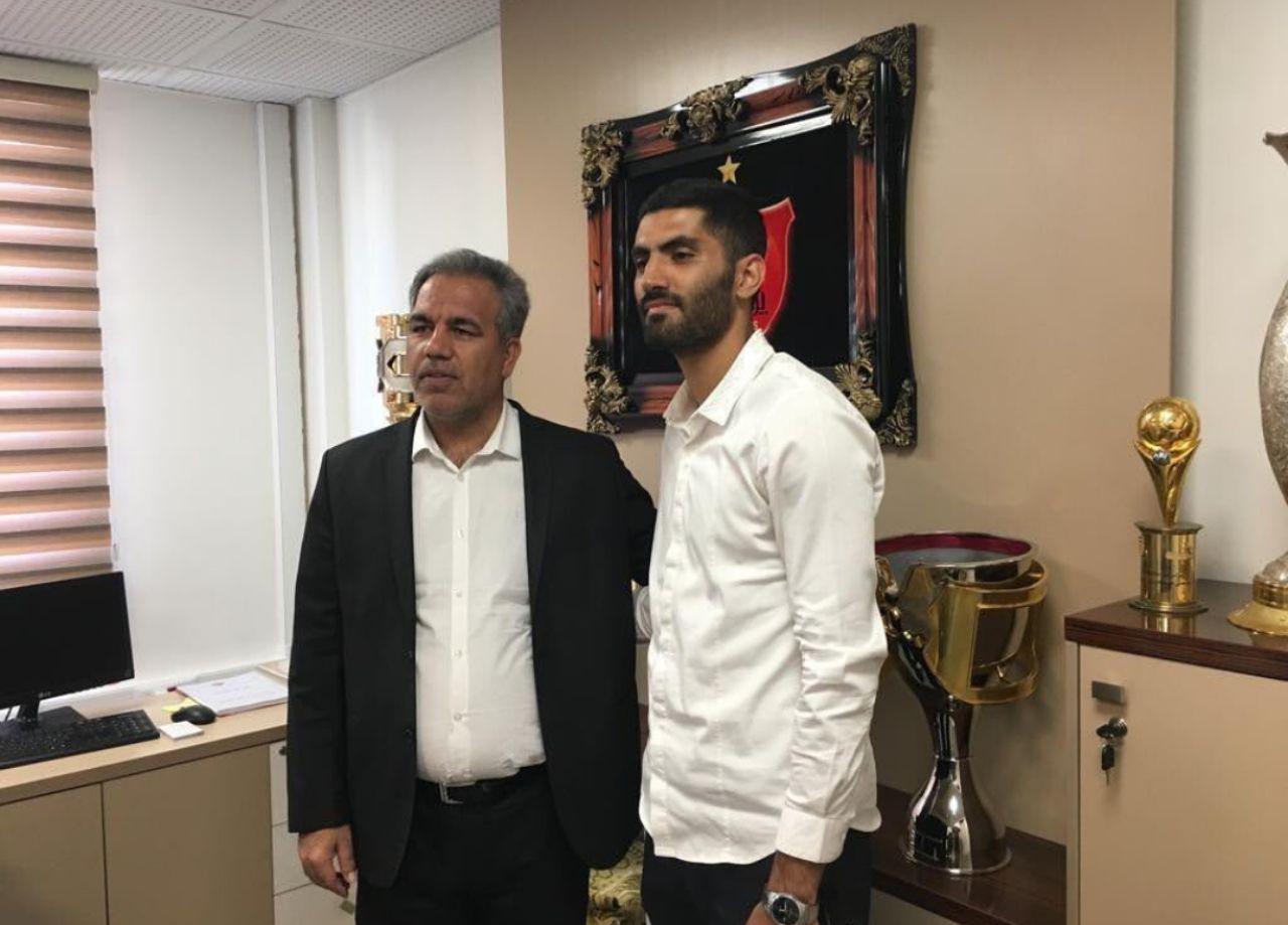 انصاری در پرسپولیس ماندنی شد