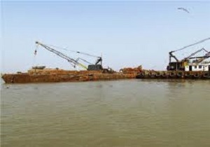 آغاز لایروبی اسکله والفجر در اروندکنار