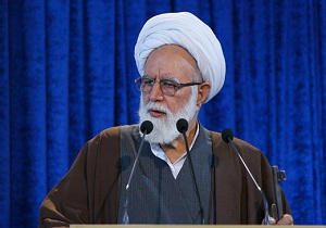 تاکید امام جمعه موقت قزوین بر بازخوانی و افشای حقوق بشر آمریکایی