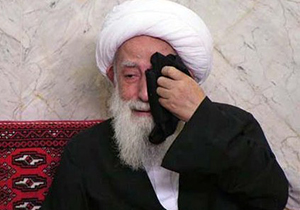 فیلمی دیده نشده از اشک‌های آیت الله میرزا جواد تبریزی در سوگ شهادت امام جعفرصادق(ع)