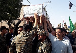 تشییع باشکوه شهید ۱۴ ساله اردستانی
