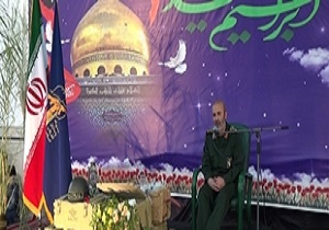 شهدای مدافع حرم انقلاب اسلامی را بیمه کردند/امروز ایران در بهترین شرایط دفاعی قرار دارد
