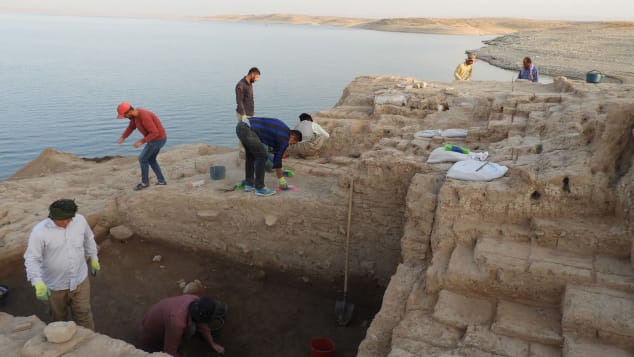 نمایان شدن کاخ ۳۴۰۰ ساله از زیر رودخانه دجله+تصاویر نمایان شدن کاخ ۳۴۰۰ ساله از زیر رودخانه دجله+تصاویر