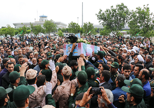 پیکر مطهر شهید مدافع حرم «علی آقایی» به اردبیل بازگشت