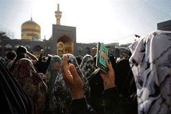اردوی زیارتی ویژه ایتام کمیته امداد در مشهد برگزار شد