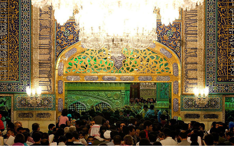 شور آسمانیان و زمینیان در روز زیارتی علی بن موسی الرضا(ع)