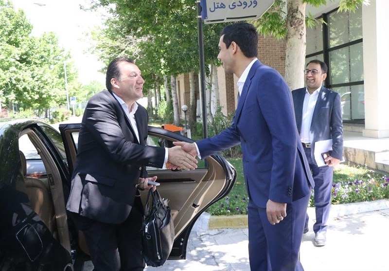 شکوری: اضافه شدن VAR به یک پروسه ۶ ماهه نیاز دارد/ باید همه ورزشگاه&zwnj;ها مجهز شوند تا از این سیستم استفاده کنیم
