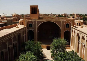 پیدا شدن شهر زیرزمینی در میبد کذب است