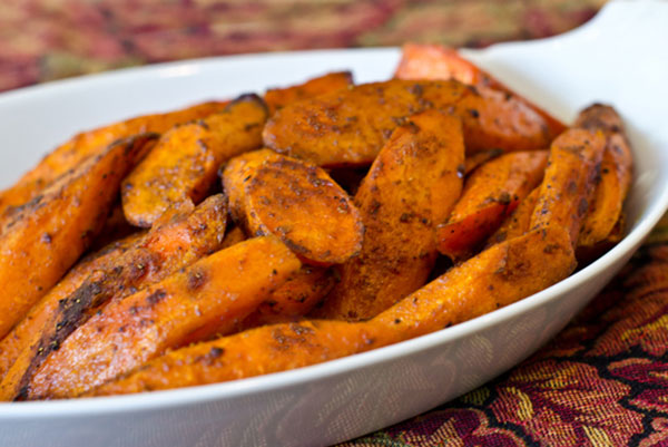 کاری هویج برشته در فر؛ رژیمی و خوش طعم کاری هویج برشته در فر؛ رژیمی و خوش طعم
