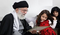 تصویری از روز ترور شهید رضایی&zwnj;نژاد که دخترش برای رهبر انقلاب نقاشی کرد +فیلم