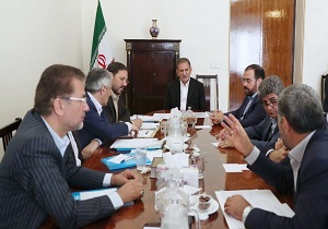 اهدا ۶۰ سری جهیزیه به زوج‌های جوان در میامی