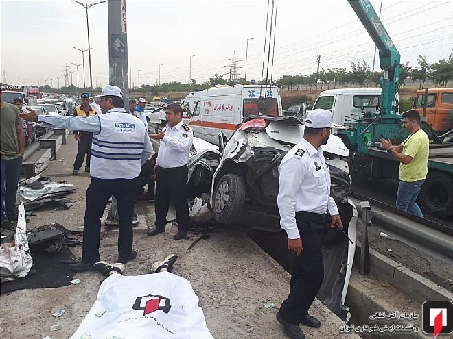 مرگ دلخراش راننده جوان در اتاقک له شده تیبا + تصاویر