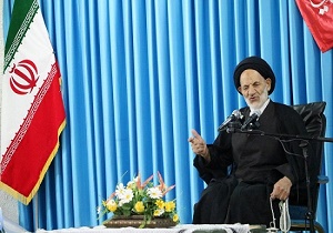 حوزه های علمیه ستون دین هستند/ بعثت پیامبران برای اداره صحیح جامعه بشریت بود