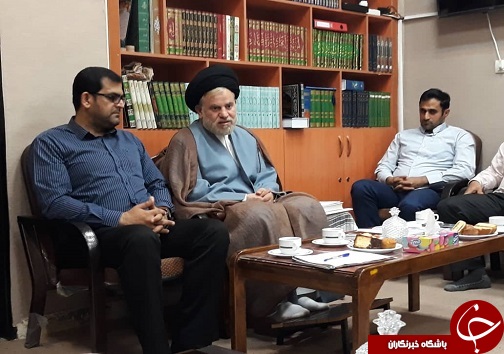 تریبون نماز جمعه محل بیان خدمات جمهوری اسلامی و کارگزارانش است