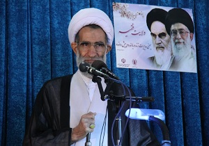 تحریم وزیر امور خارجه نشان از ضعف آمریکا داشت