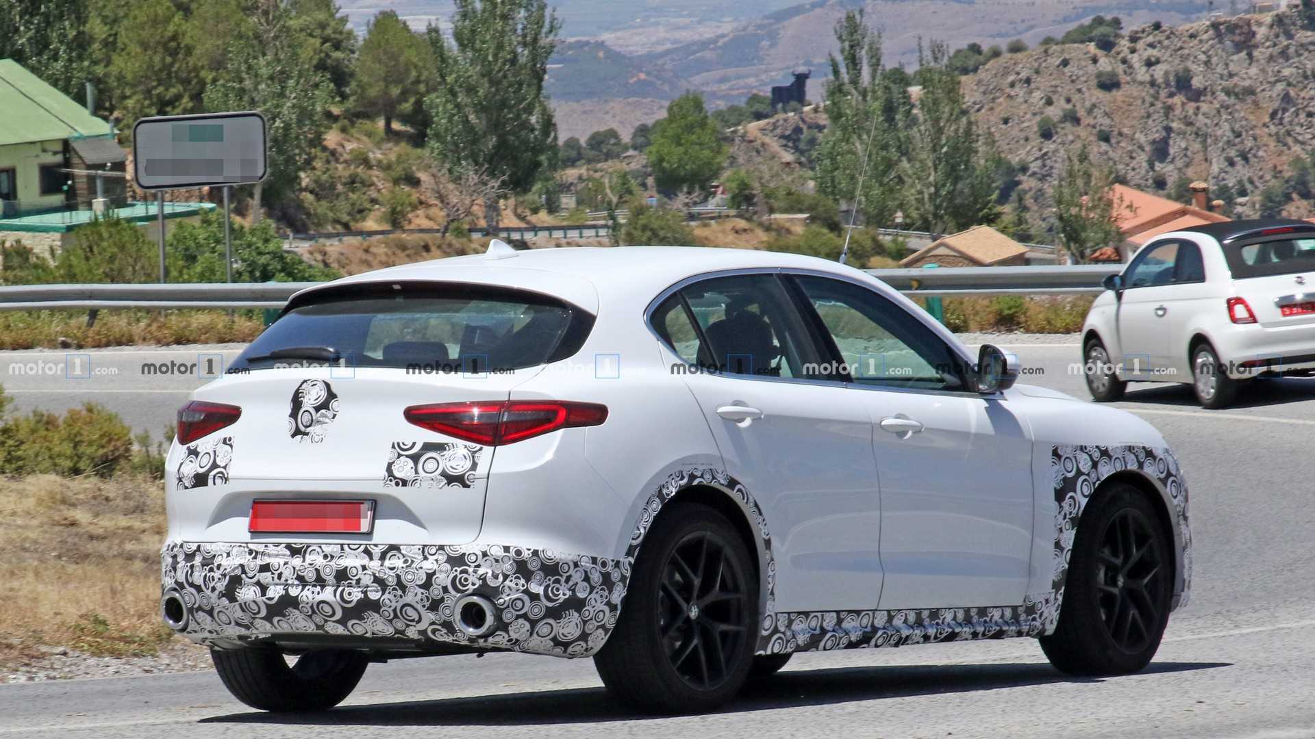 فاش شدن تصاویر جاسوسی نسخه فیس&zwnj;لیفت آلفارومئو Stelvio + تصاویر