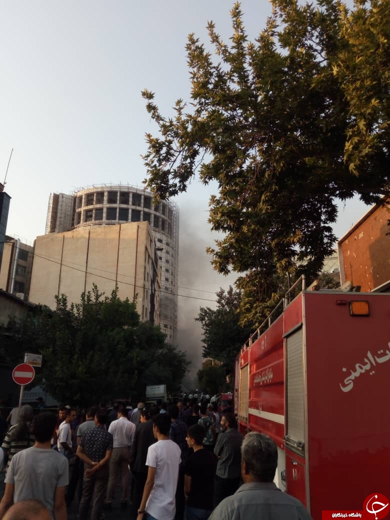 تخلیه کامل هتل آسمان / آیا ماجرای پلاسکو در شیراز تکرار می&zwnj;شود؟/ استاندار فارس: احتمال تخریب هتل وجود دارد + فیلم