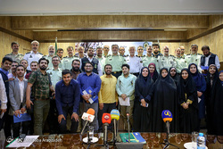 تجلیل از خبرنگار انقلابی