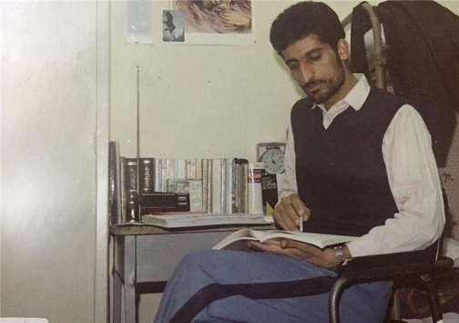 قلم بر دستان بی ادعا