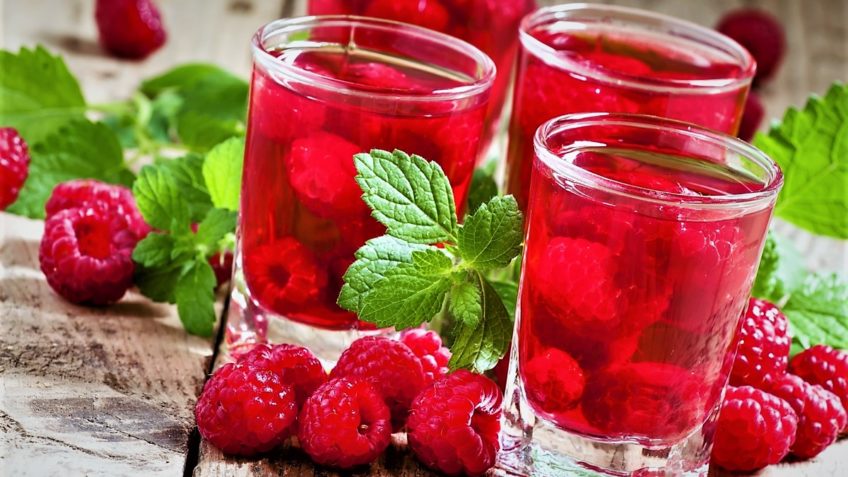 شربتی برای فرار از آلزایمر/ دردهای رماتیسمی را با شربت تمشک تسکین دهید شربتی برای فرار از آلزایمر/ دردهای رماتیسمی را با شربت تمشک تسکین دهید