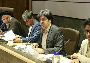 میدان مطهری یکی از چالشی‌ترین پروژه‌ها در قم است/۵ میلیارد و ۱۰۰ میلیون تومان برای بهسازی اطراف حرم هزینه شده است