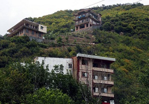 ساخت و سازهای غیر قانونی در روستای «پلور» + فیلم