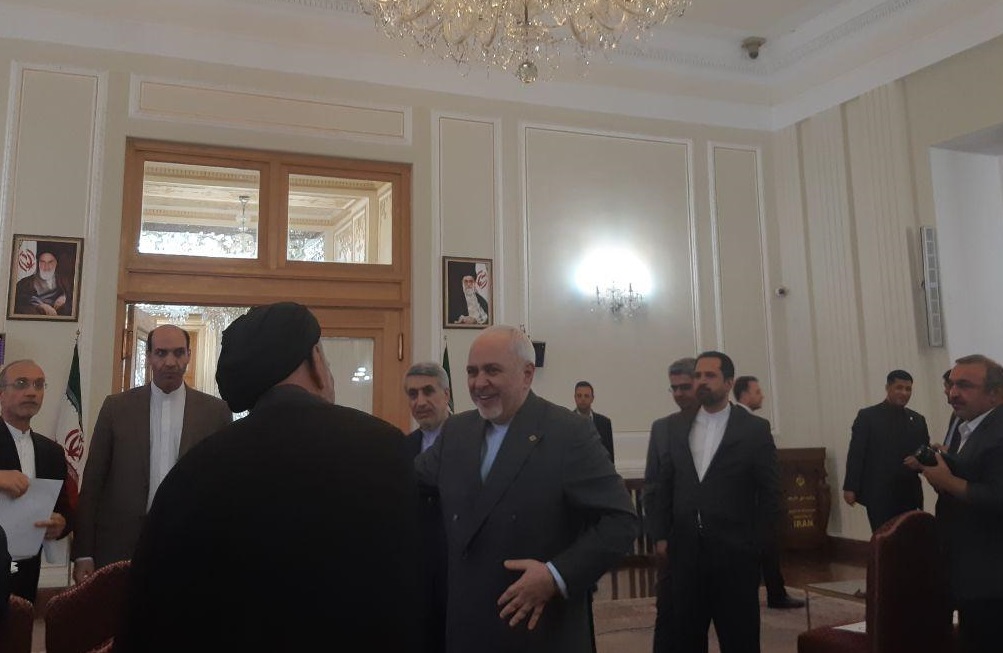 برنامه نشست خبری وزیر امورخارجه آغاز شد