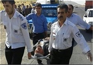 گرفتار شدن کارگر ایرانی بین ۲ دستگاه تریلر حمل بار عراقی و ایرانی