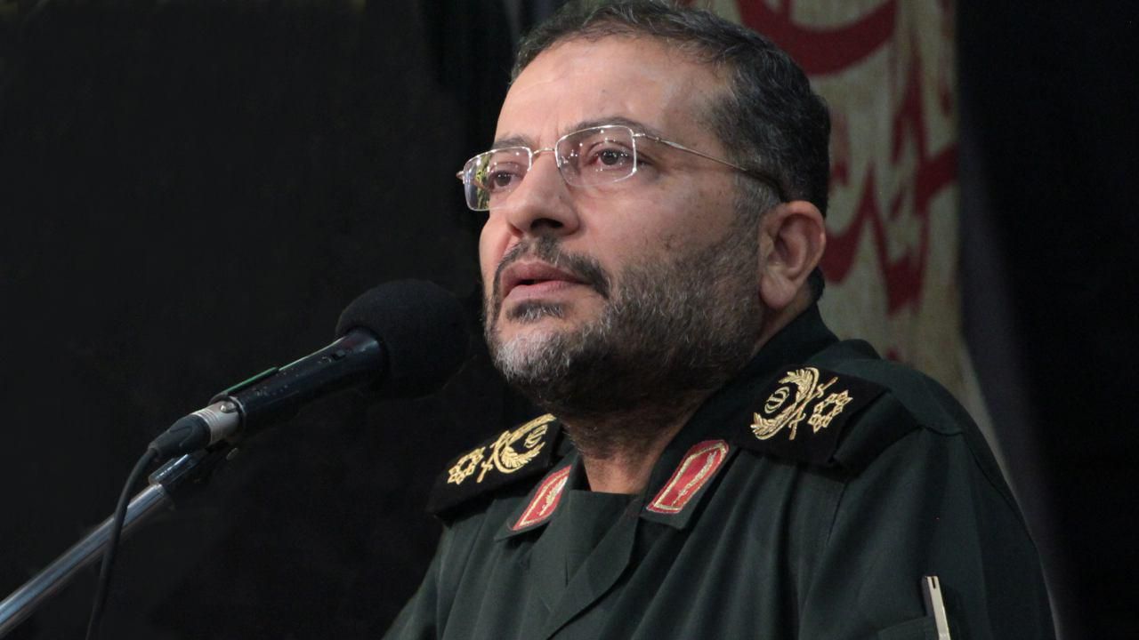 سردار سلیمانی درگذشت خواهر محسن رضایی را تسلیت گفت
